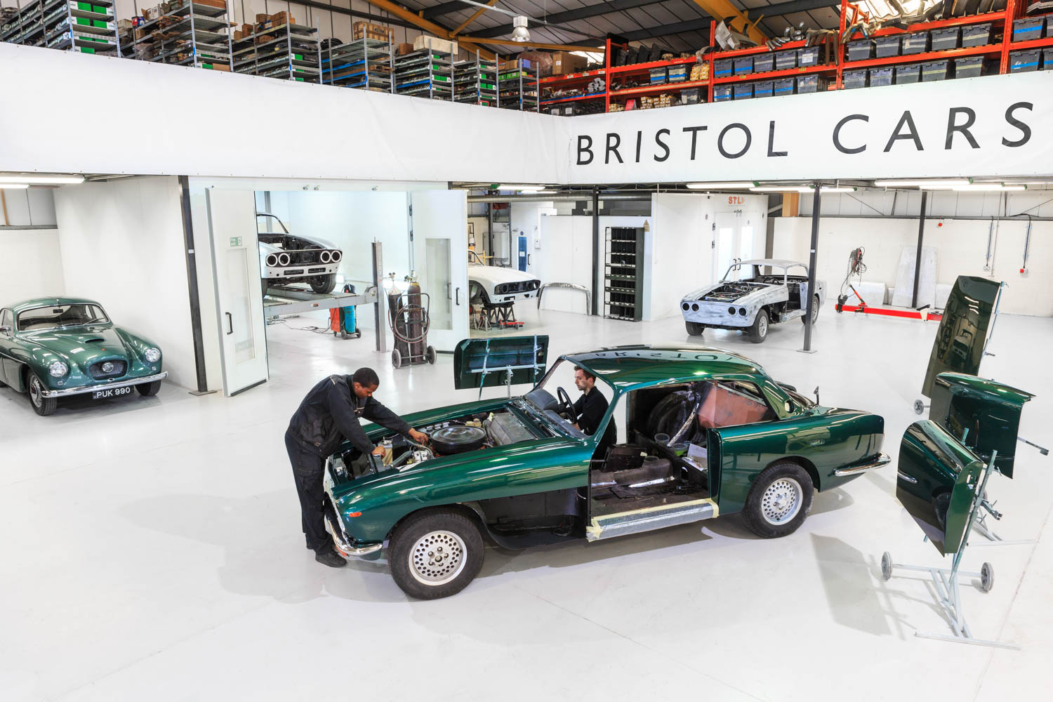 Exclusive, Expensive, Eccentric and Expired – A Potted History of Bristol Cars