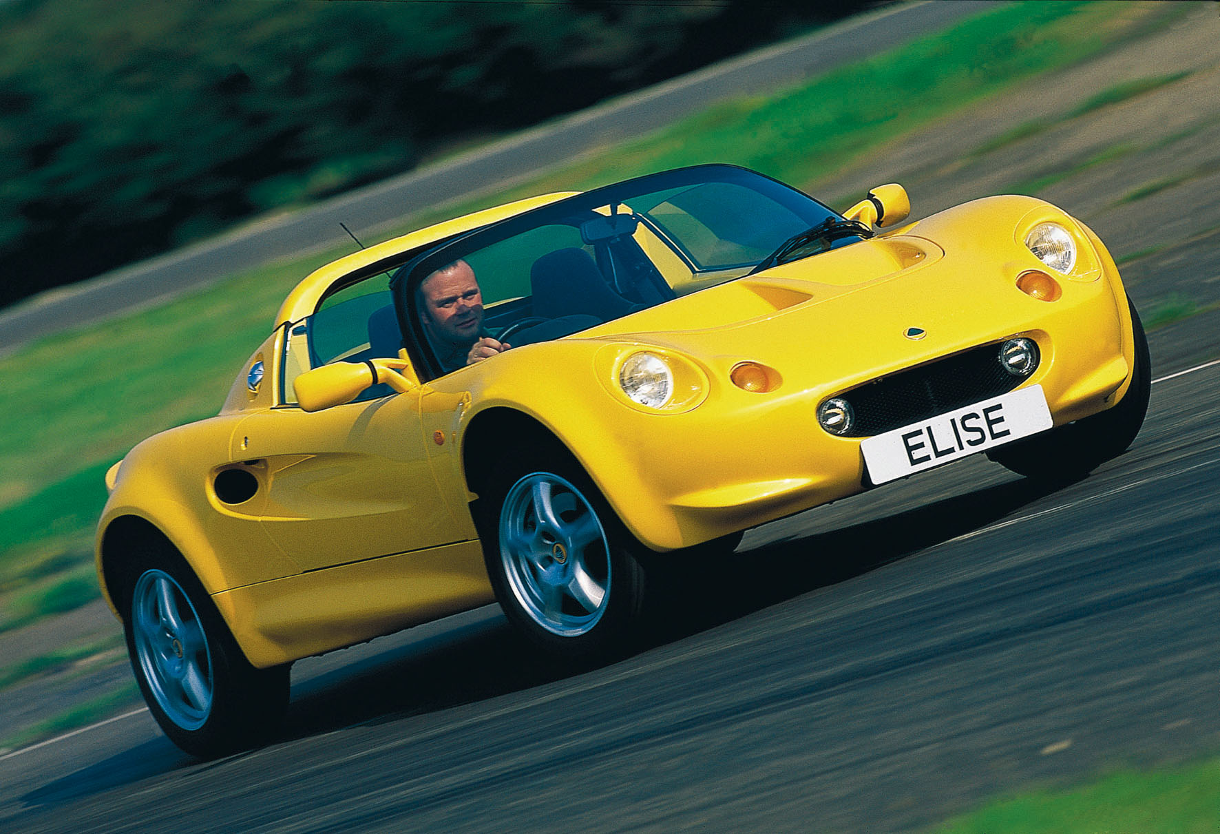 Spotlight: Lotus Elise S1